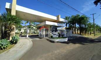 Imagem 2: Casa de condomínio em Rua dos Tucunarés - Jardim Maria Martha - Marília/SP