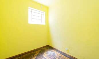 Imagem 6: Casa para locação no Centro de Pelotas, RS: 170m², 3 dorms, cozinha, sala, banheiro, varan