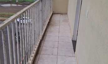 Imagem: Alugo Apto 2Qtos com sacada Qd 400