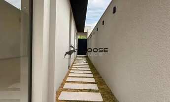 Imagem 6: Oportunidade- Casa com 3 suites e piscina no Condomínio Hayashi