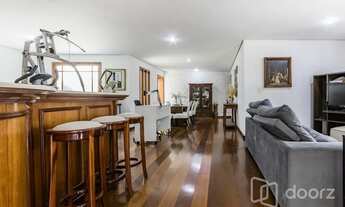 Imagem 2: Imóvel na Teixeira de Carvalho com 3 dormitórios e 181m²