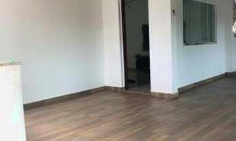 Imagem: A.W Alugo Casa Morada de Laranjeiras!