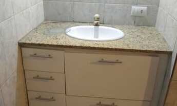 Imagem: Aluga-se uma casa, bairro centenário.DC