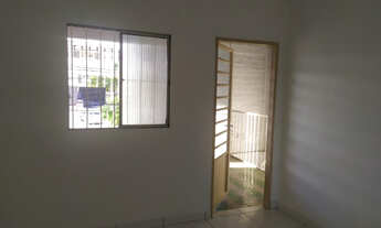 Imagem: Kitnet grande na Amelia Rosa com água incluso