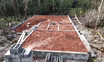 Imagem 4: Casa em construção em Itanhaém