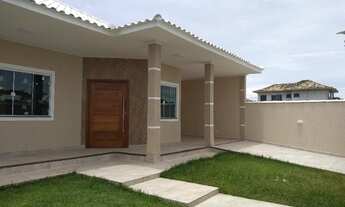 Imagem 6: Casa de alto padrão em Araruama 3 quartos quintal grande lazer completo RGI FGTS