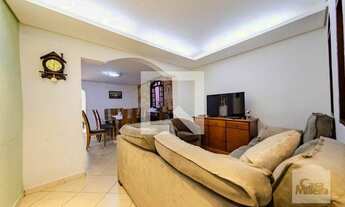 Imagem 7: Casa à Venda - Dom Bosco, 3 Quartos, 450 m²