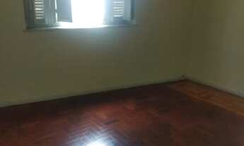 Imagem 3: Amplo sobrado com 120,00 m2 com 3 quartos em Fátima - Niterói - RJ