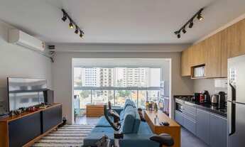 Imagem 2: Apartamento à venda com 54m², 2 quartos sendo 1 suite e 1 vaga