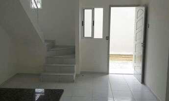 Imagem 2: Casa duplex em condomínio fechado