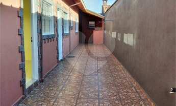 Imagem 3: Casa reformada com 175 m² no bairro Jardim Ana Rosa em Taubaté - SP