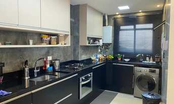 Imagem 2: 3 dorms, 1 suite, 2 banheiros, 2 vagas, ar condicionado