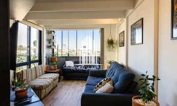 Imagem: O apartamento foi totalmente reformado e