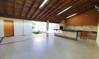 Imagem 7: Casa com 4 dormitórios para alugar, 300 m² por R$ 4.500/mês - Jardim Aeroporto - Bauru/SP