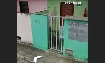 Imagem: Alugo kitinet com água e luz