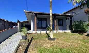 Imagem 2: Casa à venda no bairro Floresta - Joinville/SC