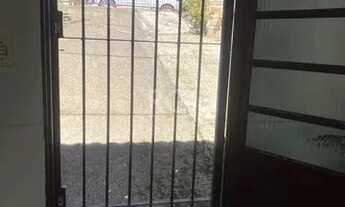 Imagem 2: Casa próximo a lomba do Pinheiro de 4 dormitório e 2 vagas