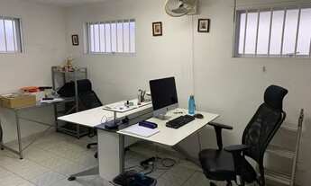 Imagem 7: Casa para venda tem 515 metros quadrados com 3 quartos em Vila Inah - São Paulo - SP