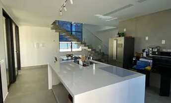 Imagem 3: Muçumagro / João Pessoa - Vendo Casa de 1º Andar em Condomínio - 192 Metros - 4 Quartos