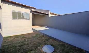 Imagem 2: Casa para Venda em Aparecida de Goiânia, Vila Oliveira, 3 dormitórios, 1 suíte, 2 banheir