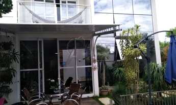 Imagem 3: Excelente localização na rua São João, parte alta. Casa nova, moderna