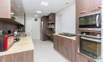 Imagem 7: Lindo Apto.Garden - 280 m2 - 4 Suítes/3 vagas de garagem