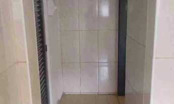 Imagem 3: Casa de fundo Casa com 1 dormitório