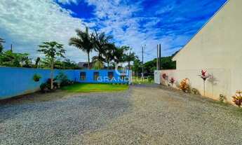 Imagem 5: Casa à Venda em Terreno Amplo 360m² de Potencial e Conforto!