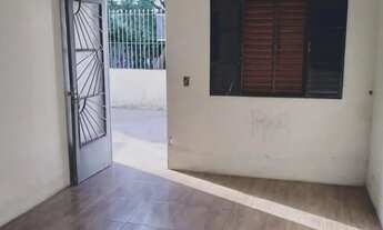 Imagem 2: Casa com 2 dorm. de alvenaria em região arborizanada