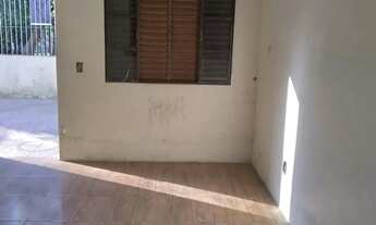 Imagem 3: Casa com 2 dorm. de alvenaria em região arborizanada