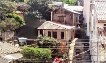 Imagem 2: Terreno Bem Localizado com Construção Antiga Próximo ao Centro de Sorocaba