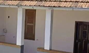 Imagem: Aluga-se ótima casa beira de rua, direto