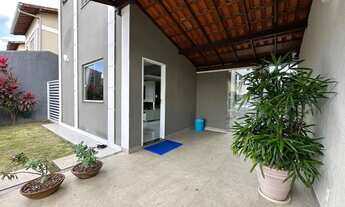 Imagem 2: Casa Duplex, com 4 quartos, quintal, projetados, energia solar, R$ 800.000,00