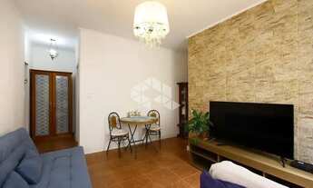 Imagem 4: Apartamento 02 dormitórios, com pátio, com 77 m², no Menino Deus