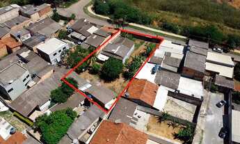 Imagem: 2 Casas no mesmo lote, Bem Localizado, de