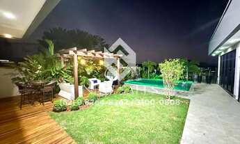 Imagem 2: Magnífica Casa Térrea no Condomínio do Lago - Goiânia/GO! 4 Suítes !