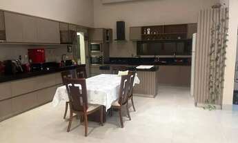 Imagem 6: Apartamento para venda tem 326 metros quadrados com 4 quartos