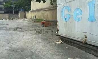 Imagem 7: Imóvel para aluguel e venda possui 600 metros quadrados