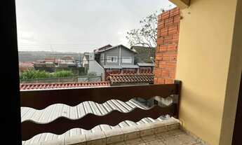 Imagem 5: Sobrado para aluguel possui 190 metros quadrados com 3 quartos em Jordanópolis - Arujá - S