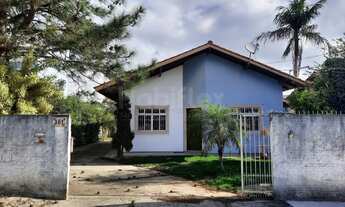 Imagem 2: Casa a venda, com 4 dormitórios. Campeche, Florianópolis/SC