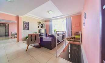 Imagem 2: Casa à Venda - Vila Apiai, 3 Quartos, 350 m2