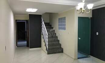 Imagem: Sobrado à venda no bairro Vila Camilópolis