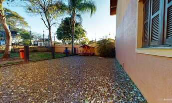 Imagem 2: PORTO ALEGRE - Casa Padrão - Cavalhada