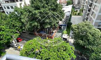 Imagem 2: Apartamento para venda tem 90 metros quadrados com 2 quartos em Tijuca - Rio de Janeiro