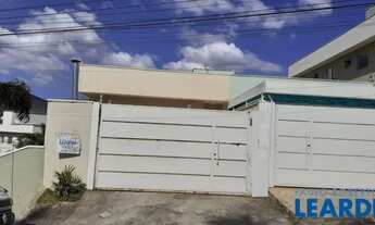 Imagem 2: CASA ASSOBRADADA - RECREIO MARISTELA - SP