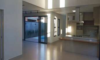 Imagem 4: Belíssima casa nova, térrea com piscina à venda no Condomínio Reserva Saint Paul em Itu/SP