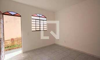 Imagem 2: Casa à Venda - Santa Mônica, 2 Quartos, 60 m2