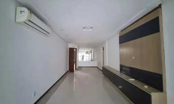 Imagem: Ed Acapulco, apartamento de frente sol da