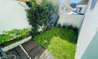 Imagem 2: Apartamento para venda na Praia de Palmas, com 2 quartos e espaço garden