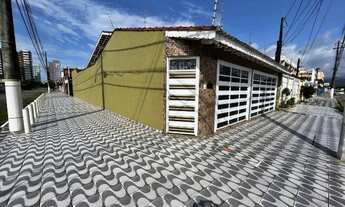 Imagem 2: Ref.14169 -Casa Isolada -3 Dormitórios - Piscina -Churrasqueira